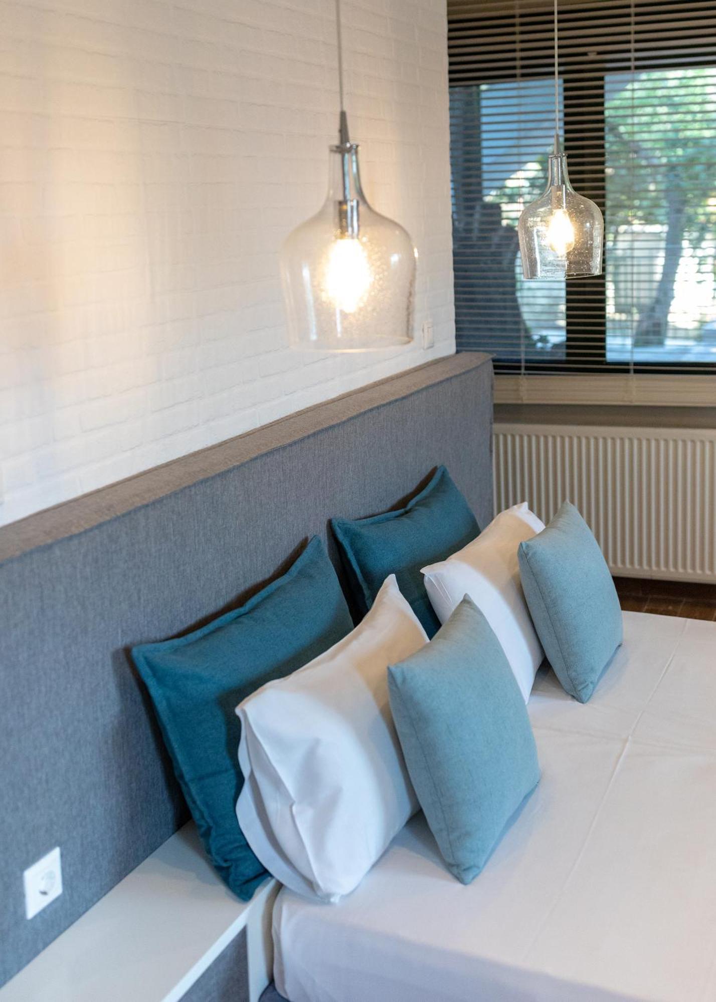 Ampoulos Rooms & Apartments Kedro Exteriör bild